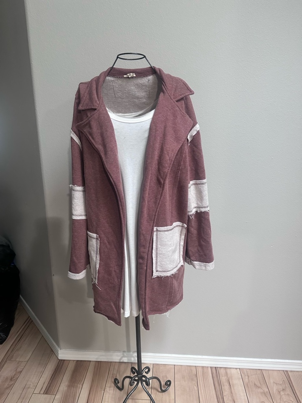 POL Open-Front Cardigan with Contrast Trim in Mauve and Cream